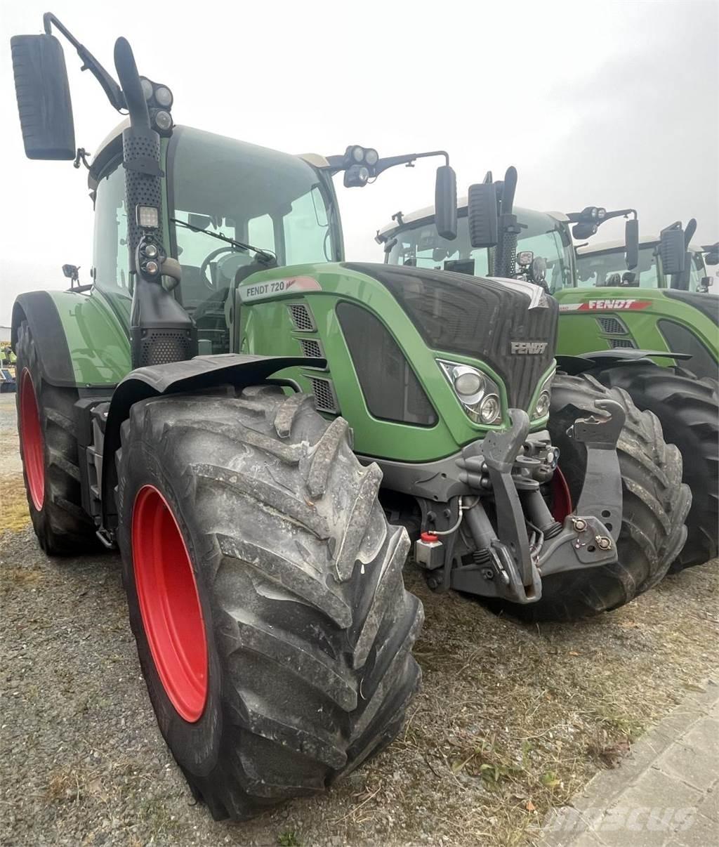 Fendt 820 Vario Tratores Agrícolas usados