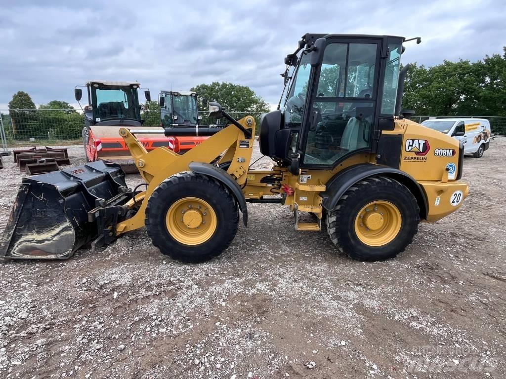 CAT 908M Carregadeiras de rodas