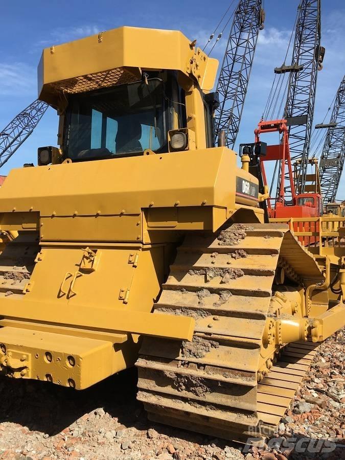 CAT D6R Dozers - Tratores rastos