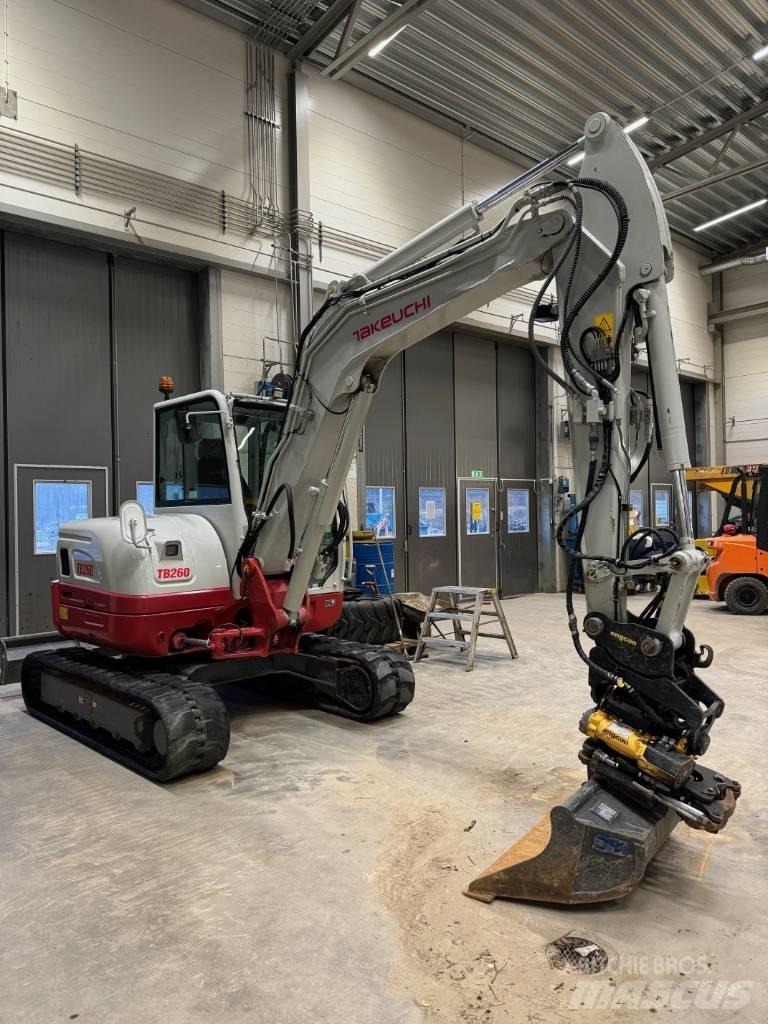 Takeuchi TB 260 Miniescavadeiras