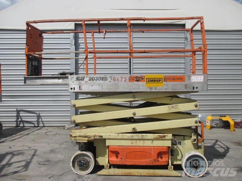 JLG 2030 ES Elevadores de tesoura