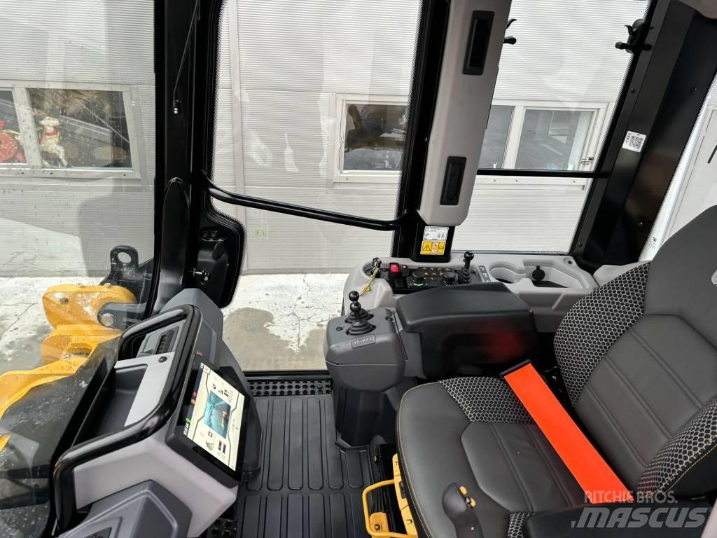 CAT 963 *MIETE/RENTAL Carregadoras de lagartas