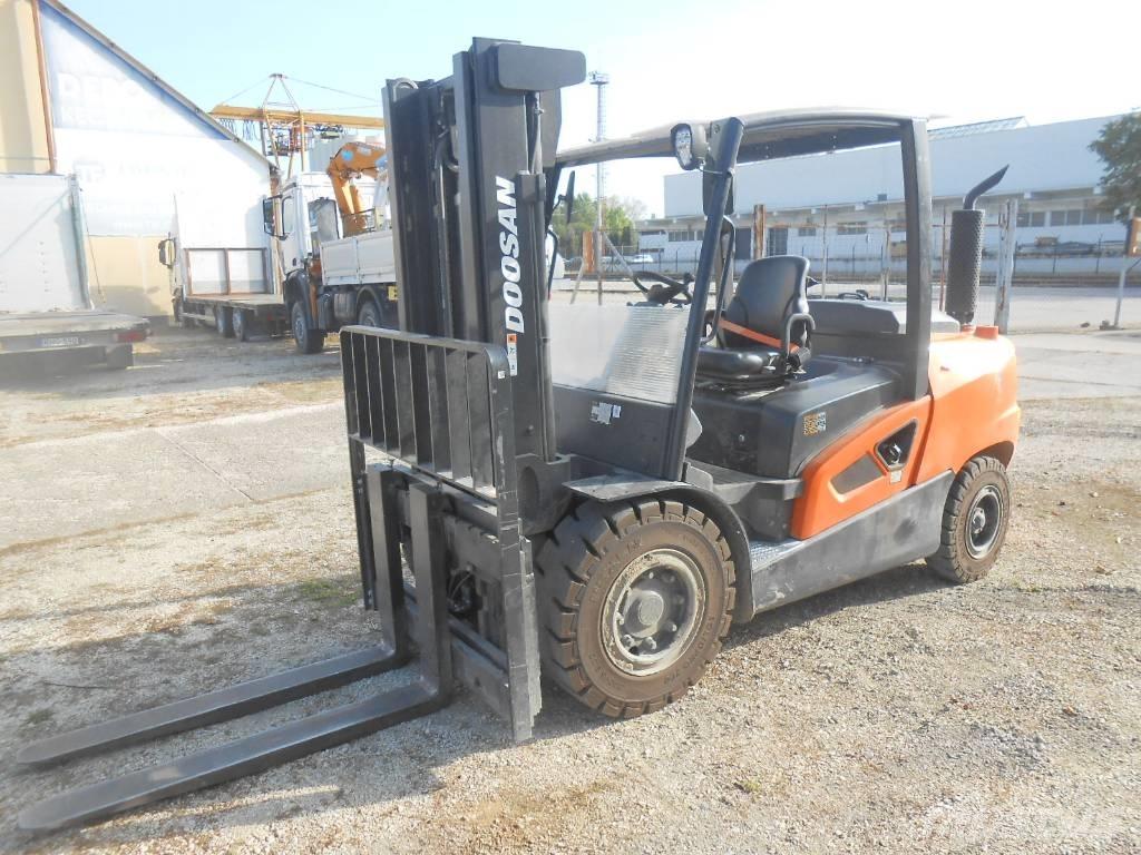 Doosan D50 SC-09 Empilhadores Diesel