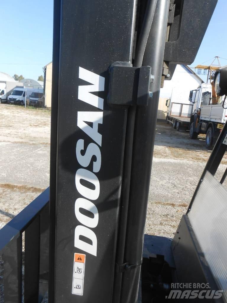 Doosan D50 SC-09 Empilhadores Diesel