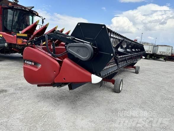 Case IH 3020 Ceifeiras debulhadoras compactas