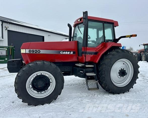 Case IH 8920 Tratores Agrícolas usados