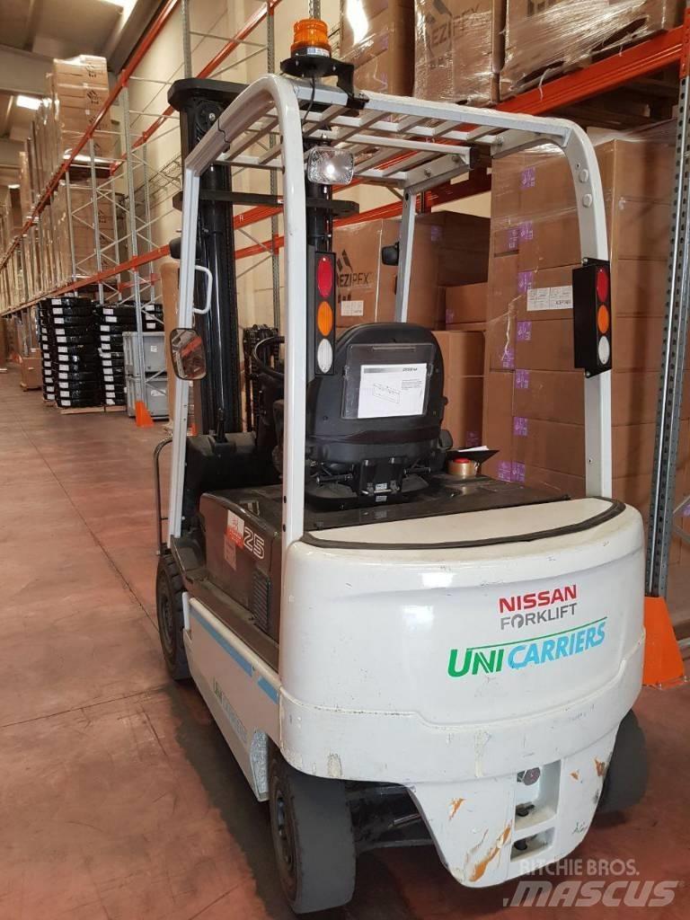 Unicarriers 1Q2L25Q Empilhadores eléctricos