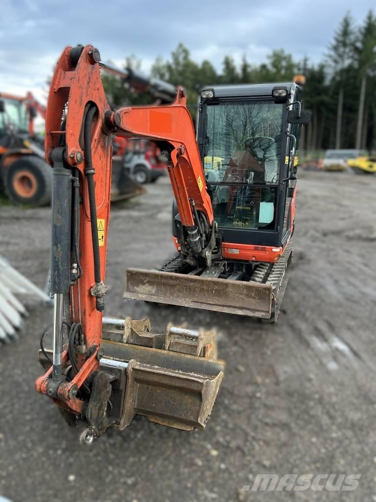 Kubota KX 027 Miniescavadeiras