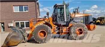 Hitachi ZW 220 Carregadeiras de rodas