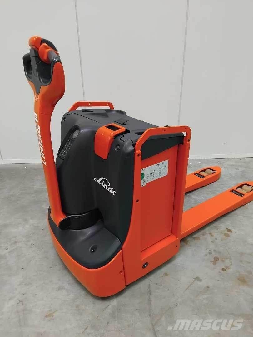 Linde T18 Empilhador para operador externo