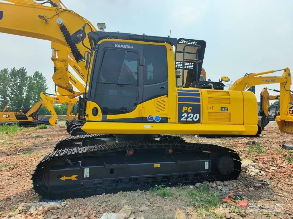 Komatsu PC 220-8 Escavadeiras de esteiras
