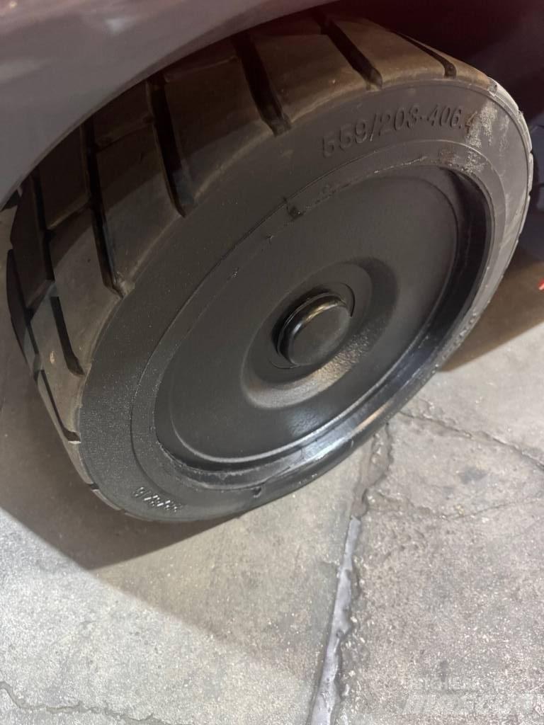 Toyota 8 FGC 70 U Empilhadores - Outros
