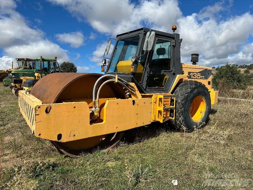 Lebrero 135 TT Cilindros Compactadores monocilíndricos