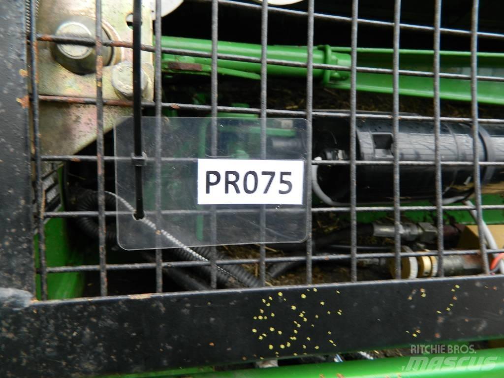 John Deere 575 Enfardadeira de rolos