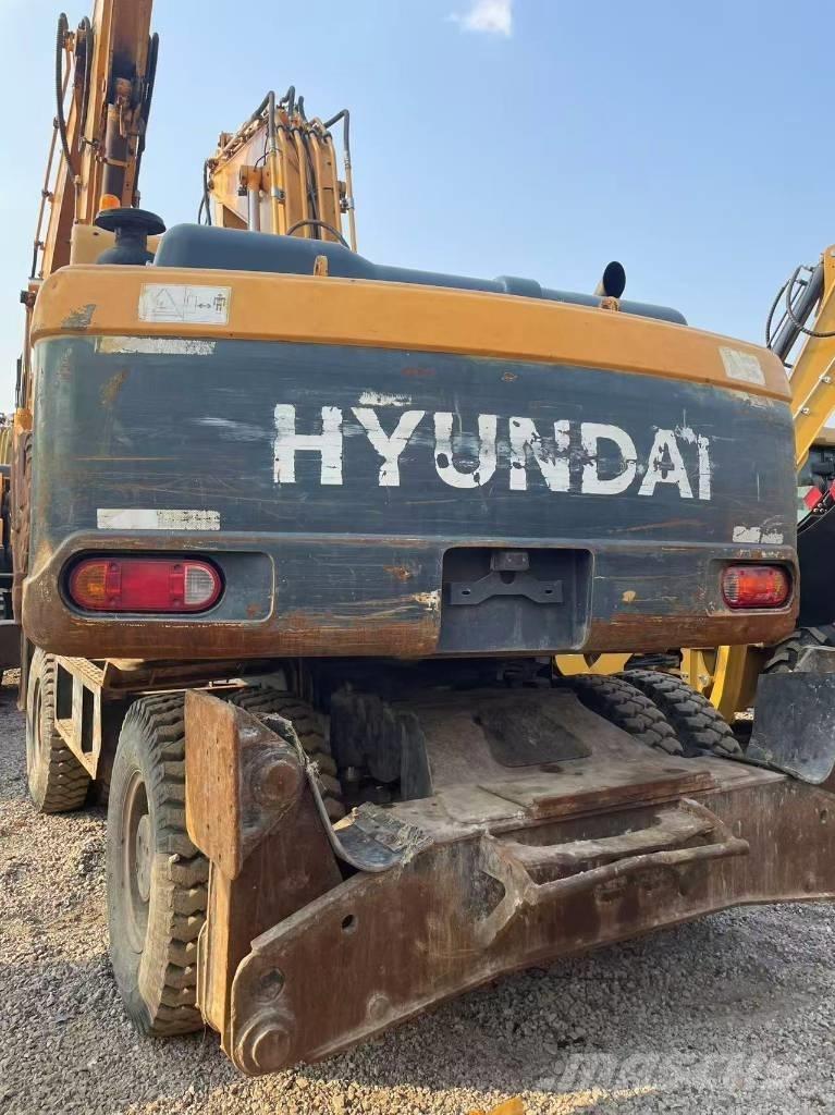 Hyundai 210W-9 Escavadoras de rodas