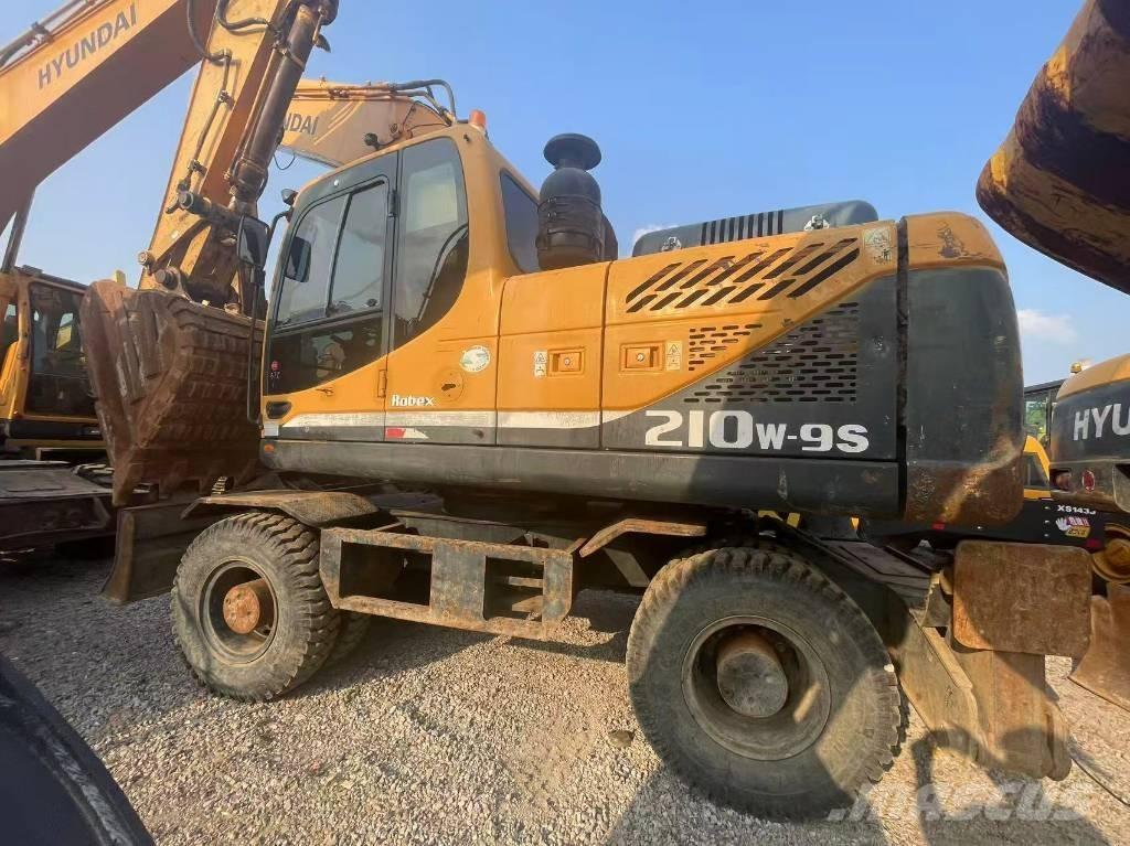 Hyundai 210W-9 Escavadoras de rodas