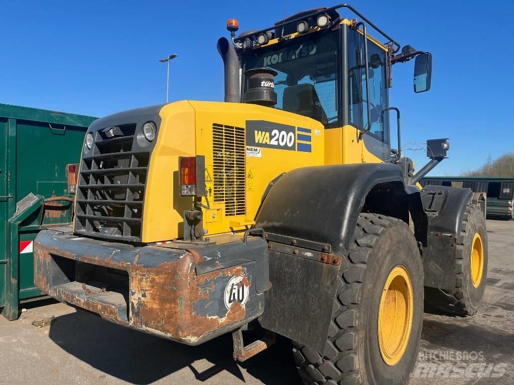 Komatsu WA 200-7 Escavadeiras de esteiras