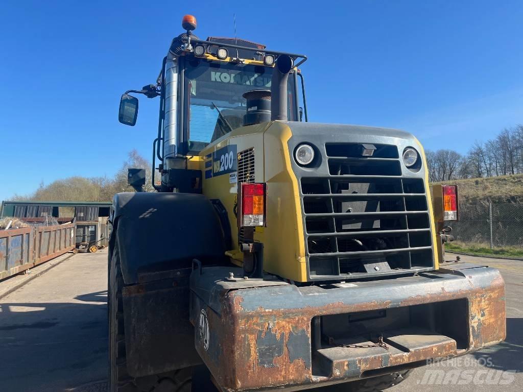 Komatsu WA 200-7 Escavadeiras de esteiras