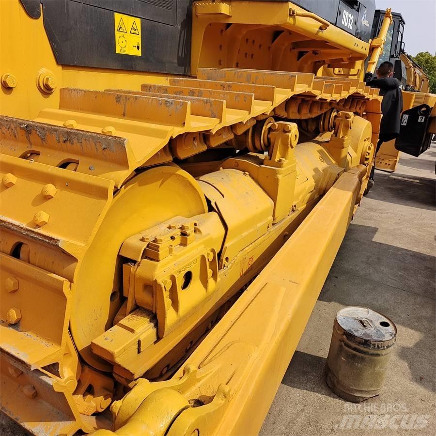 Shantui SD 32 Dozers - Tratores rastos