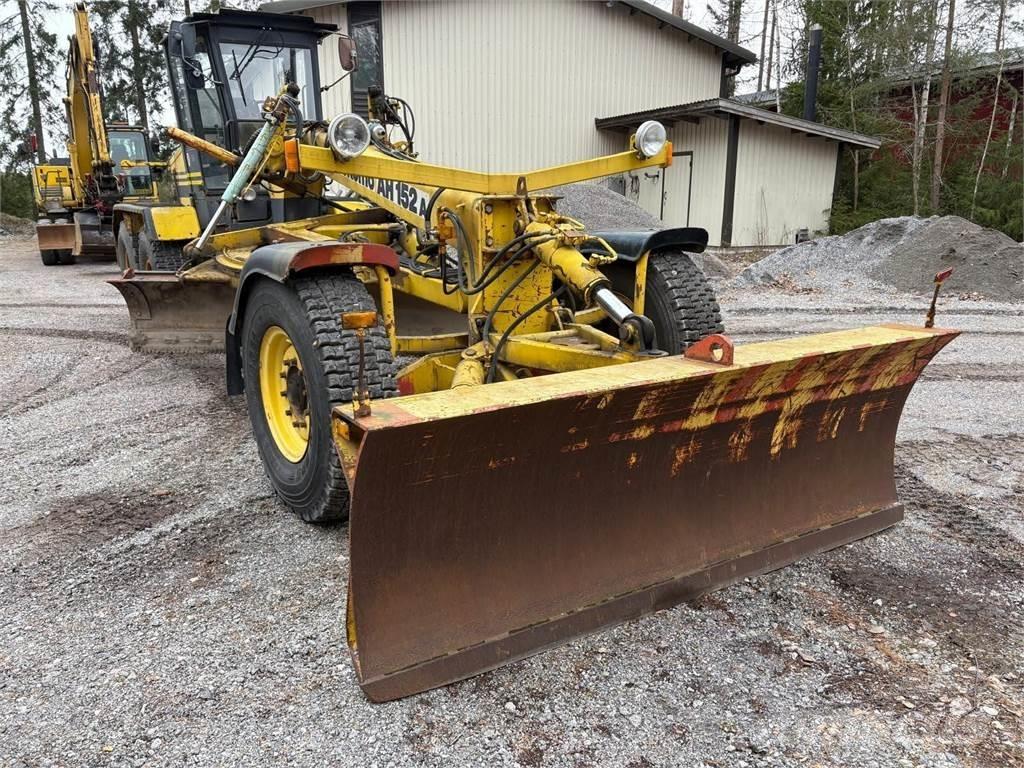 Lokomo AH 152-A Motoniveladoras