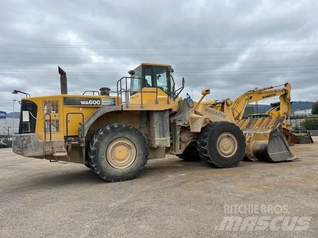Komatsu WA 600-6 Carregadeiras de rodas