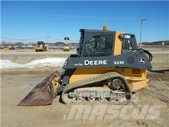John Deere 323E Minicarregadeiras