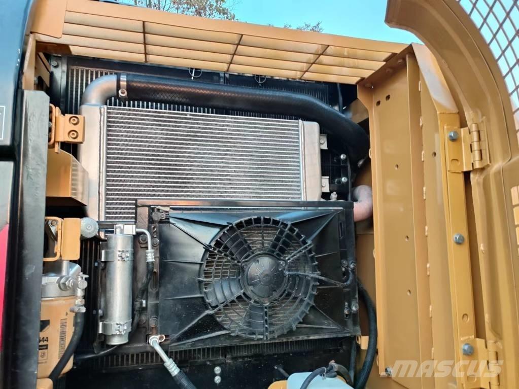 CAT 320 D Escavadeiras de esteiras
