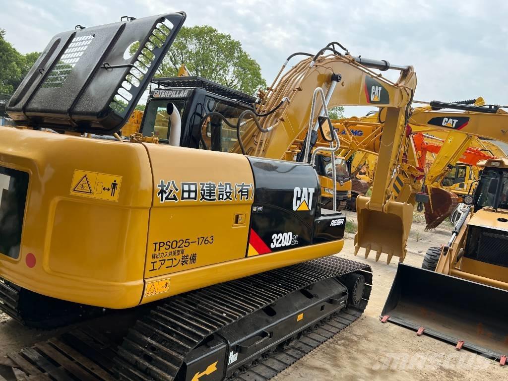 CAT 320D Escavadeiras de esteiras