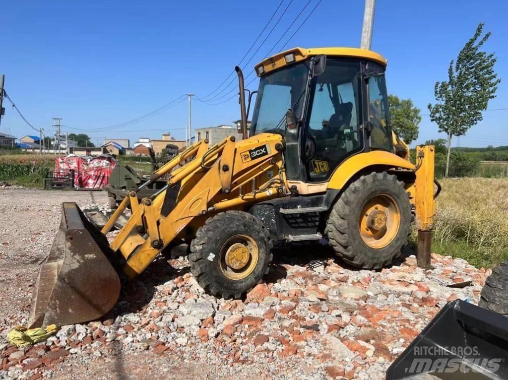 JCB 3 CX Retroescavadeiras