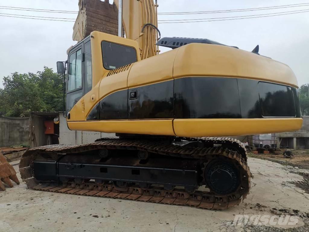 CAT 325C Escavadeiras de esteiras