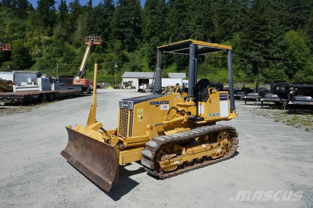 Komatsu D21A-8 Dozers - Tratores rastos