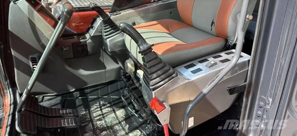 Doosan DX340 Escavadeiras de esteiras