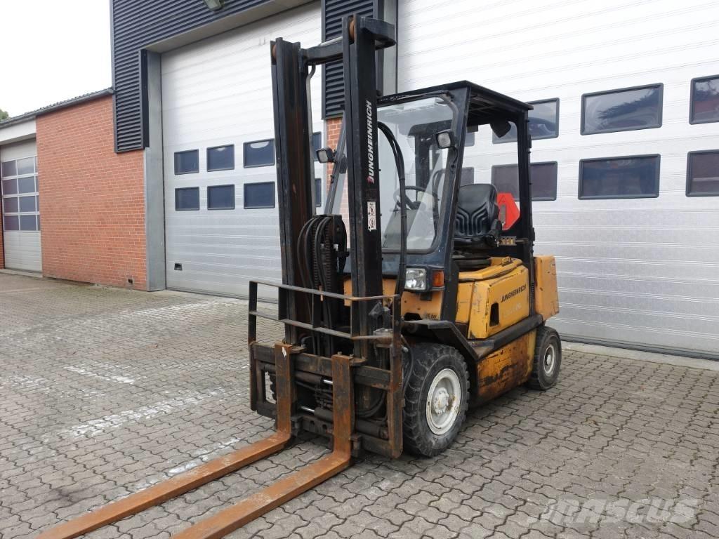Jungheinrich DFG 25 Empilhadores Diesel