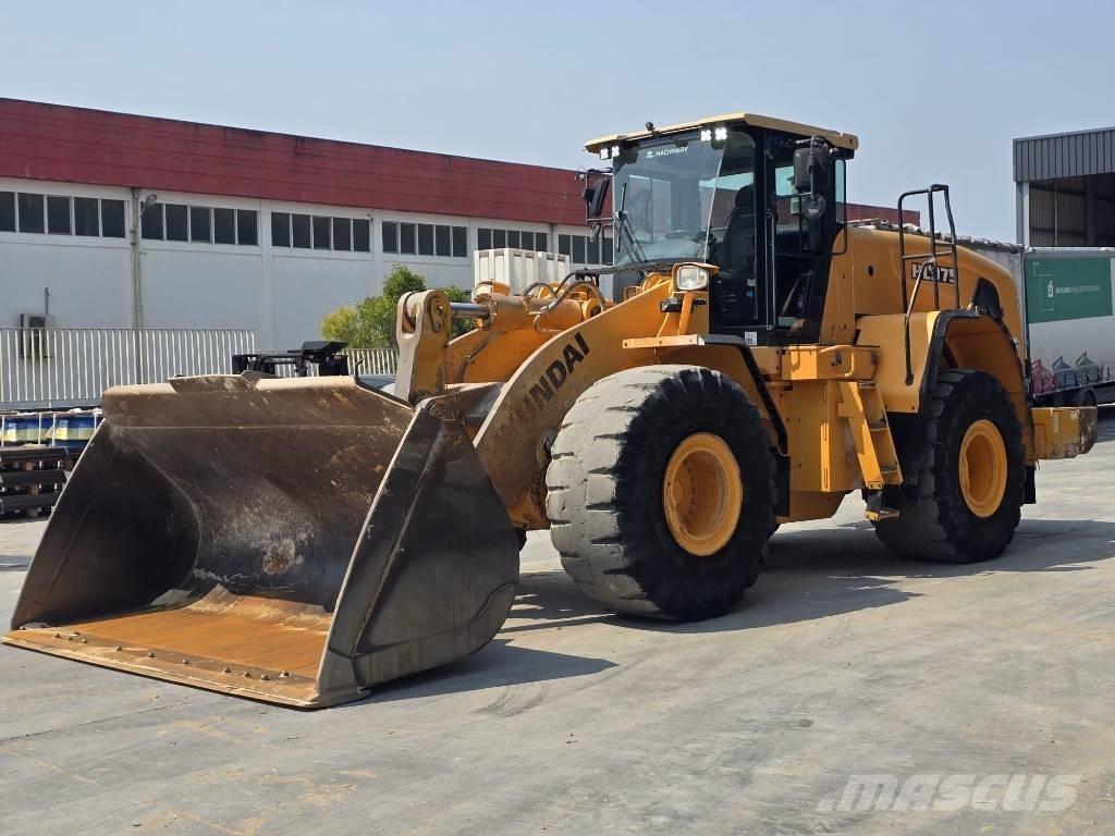 Hyundai HL 975 Carregadeiras de rodas