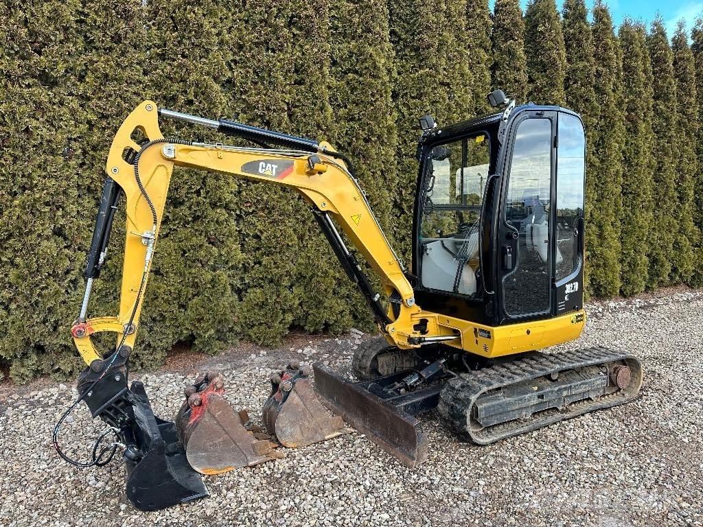 CAT 302.7D CR Miniescavadeiras