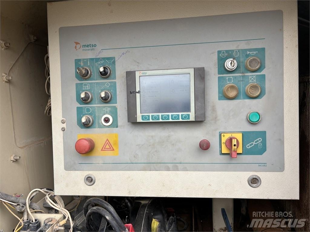 Metso Nordberg ST352 Crivos móveis