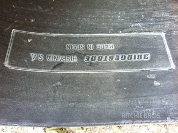 Bridgestone 800 Construção - Outros
