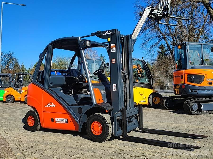 Linde H25T Empilhadores a gás
