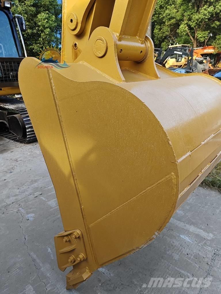 CAT 320D2L Escavadeiras de esteiras