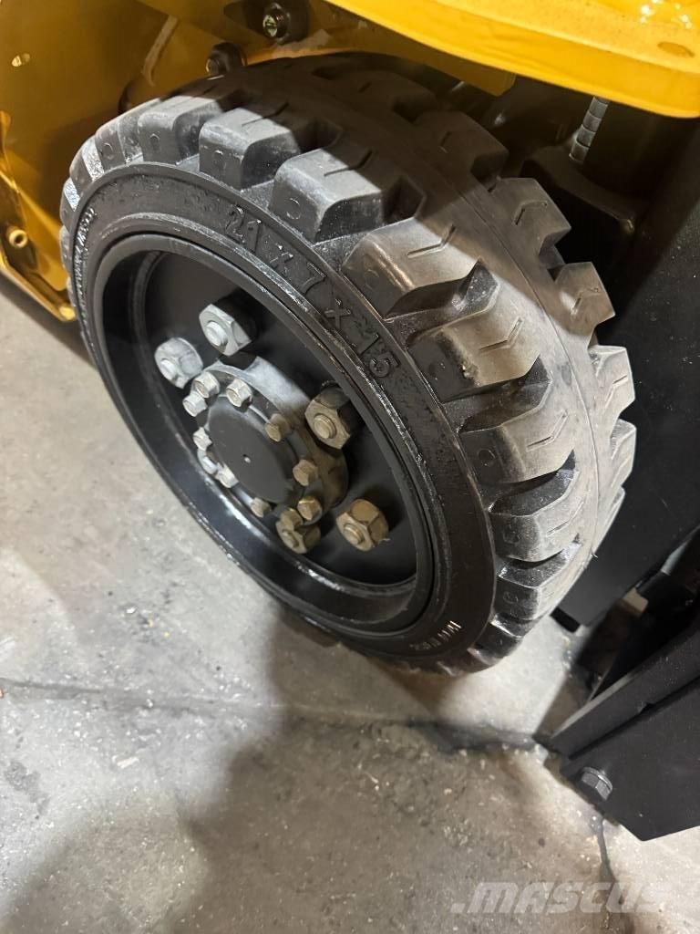 CAT FGC25N Empilhadores - Outros