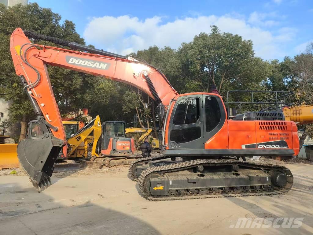 Doosan DX 300 LC Escavadeiras de esteiras