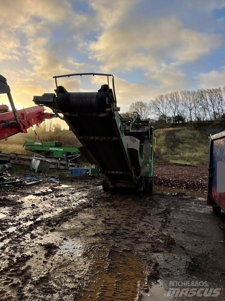 McCloskey J40V2 Britadores móveis