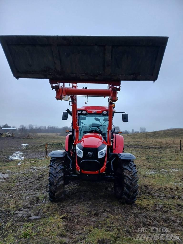 TYM T1304 Tratores Agrícolas usados