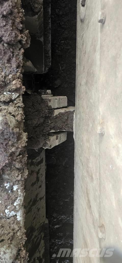 CAT D 11 N Dozers - Tratores rastos