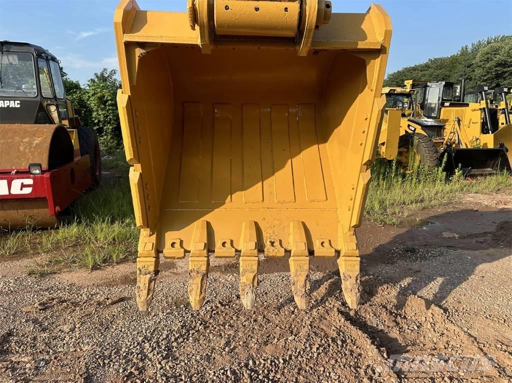 CAT 330 D Escavadeiras de esteiras