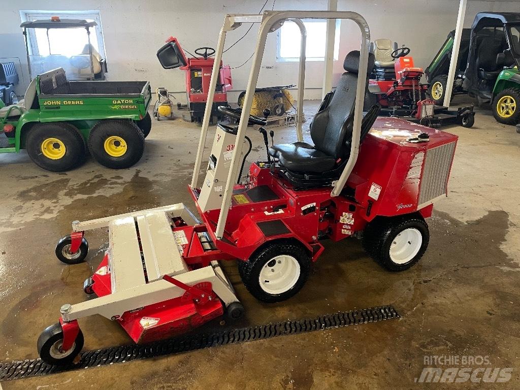 Ventrac 3100 Corta-Relvas Riders