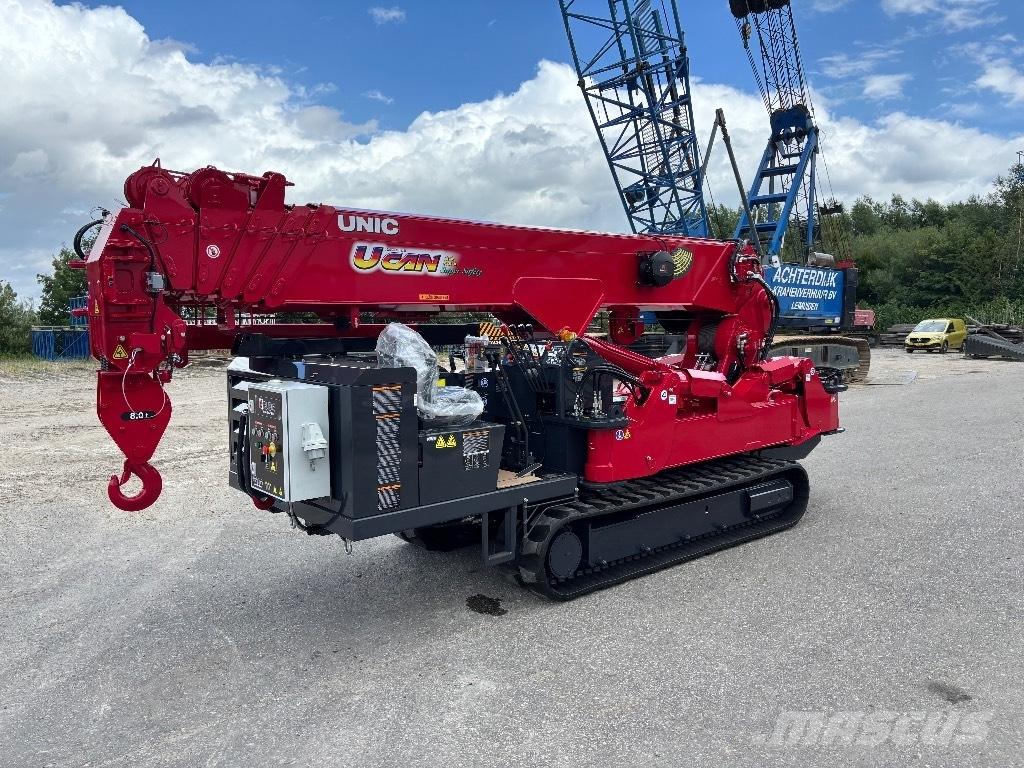 Unic URW 806 Gruas Fora-de-estrada