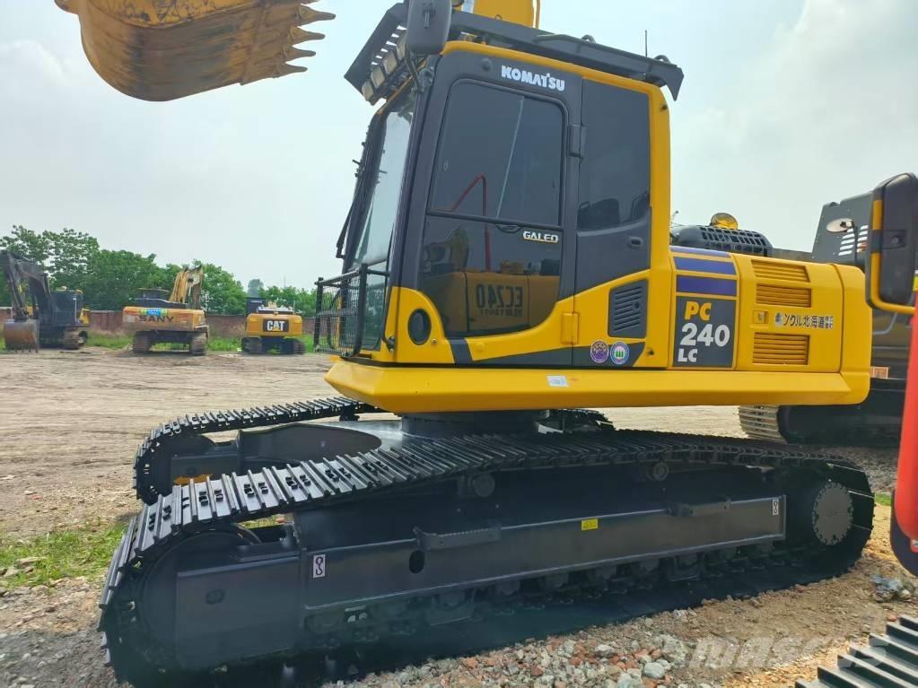 Komatsu PC 240-8 Escavadeiras de esteiras