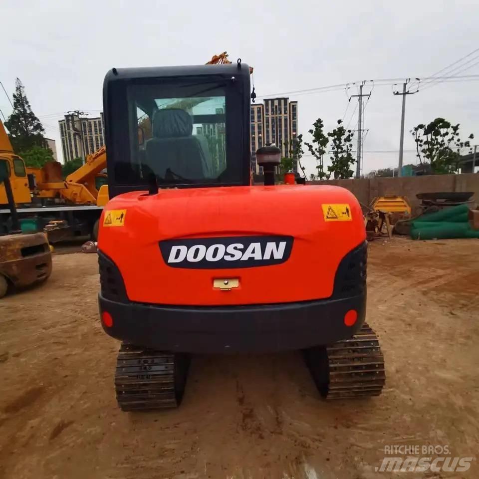 Doosan DH60-7 Escavadeiras de esteiras
