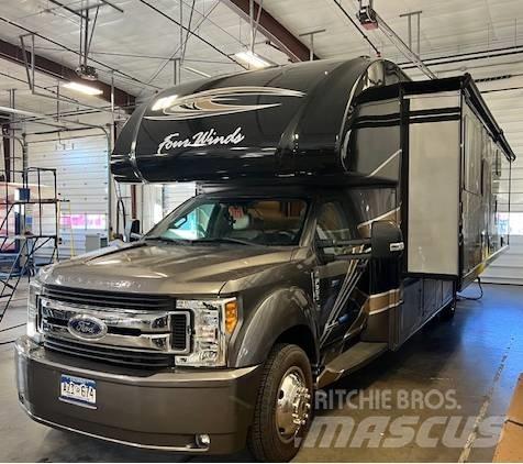 Thor Four Winds Autocaravanas e Caravanas